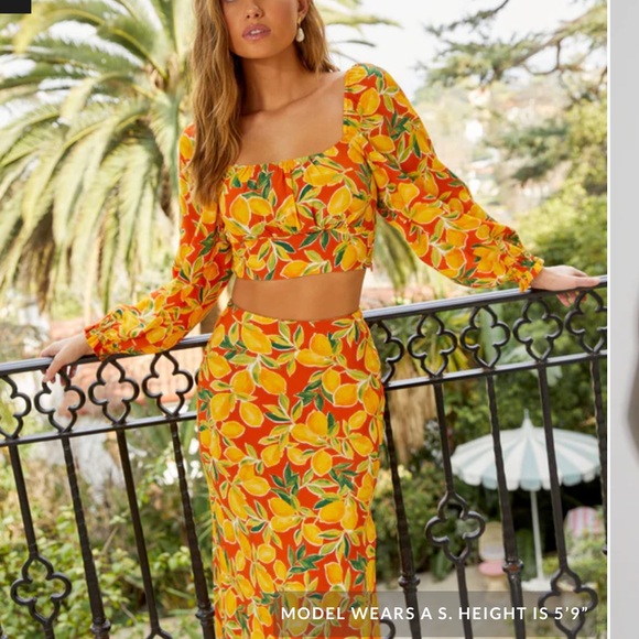 VICI Lemon Spritz Long Sleeve Crop Top - Picture 2 of 2